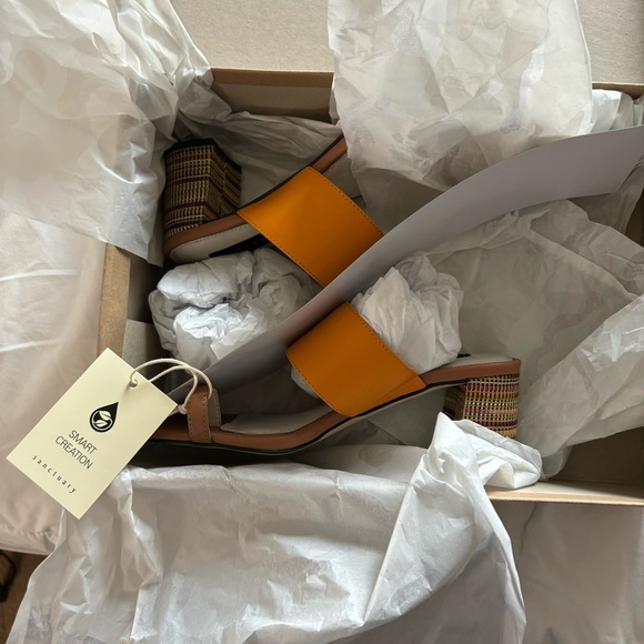 Sanctuary Women's Bold Heeled Sandal!Mango Lion - Picture 4 of 12